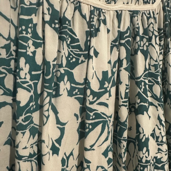 Cynthia Rowley Floral Half Sleeve Blouse - Picture 4 of 4